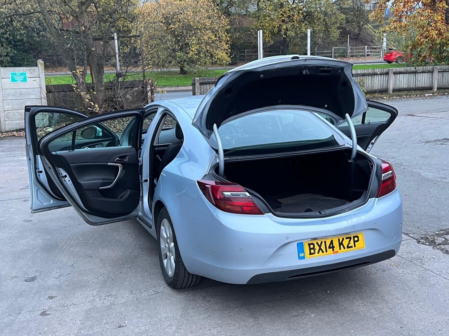 Used Vauxhall Insignia 2014 for sale - 76354970: Photo 5