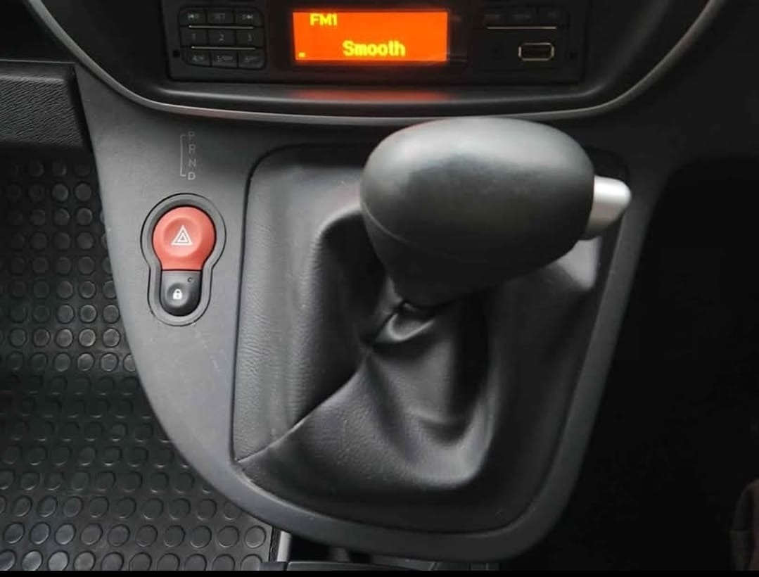 Used Renault Kangoo 2015 for sale - 76358277: Photo 19