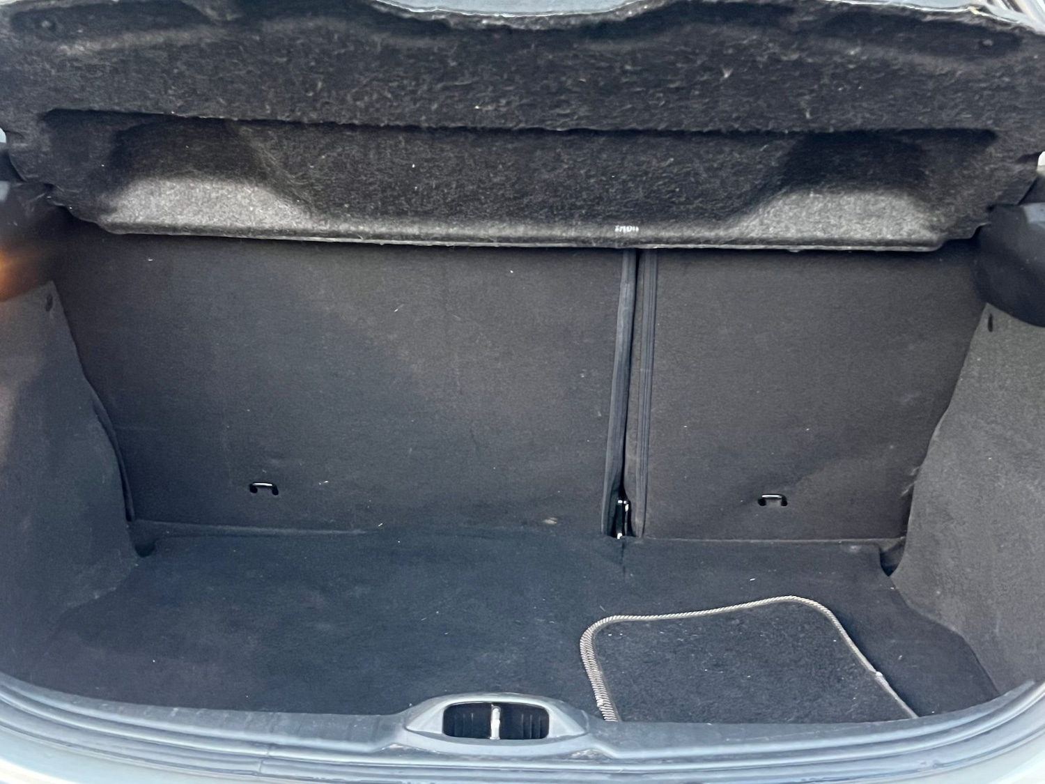 Used Peugeot 208 2015 for sale - 76364971: Photo 17