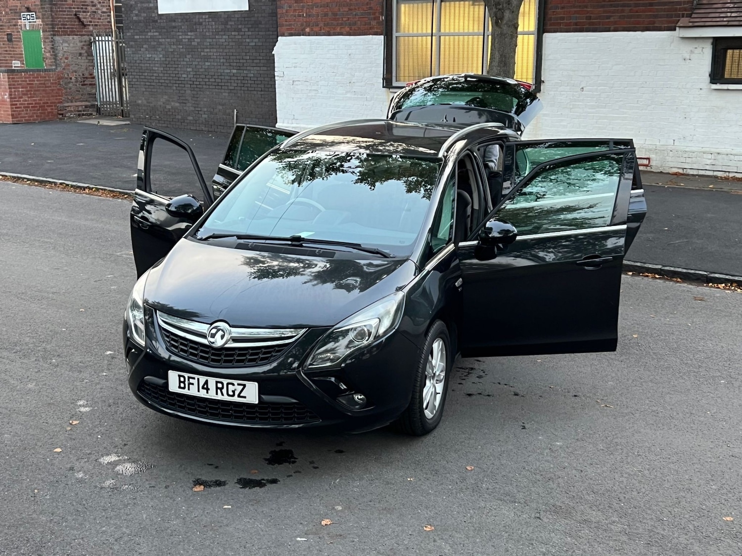 Used Vauxhall Zafira 2014 for sale - 76369508: Photo 21