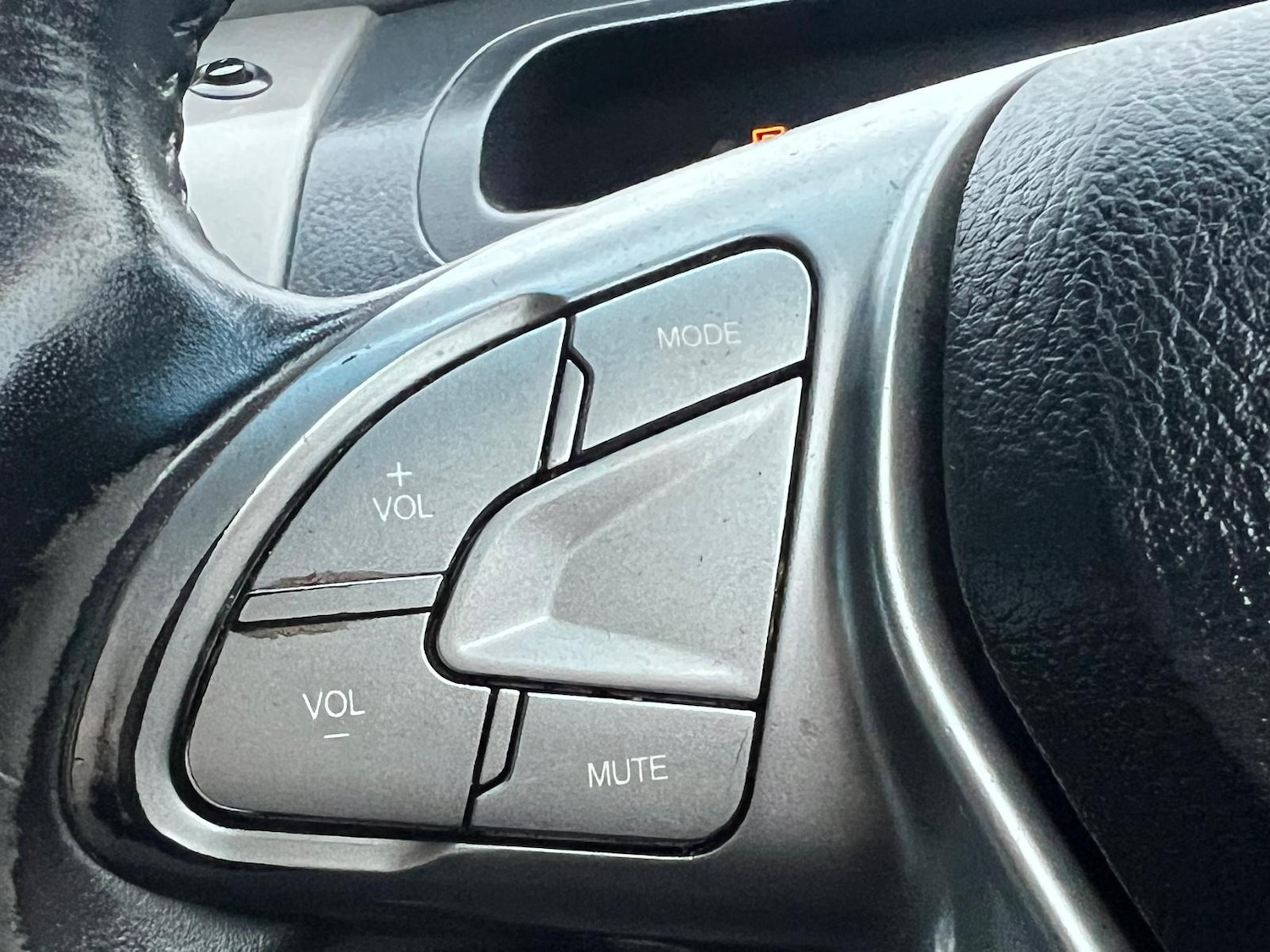 Used Ssangyong Turismo 2015 for sale - 76352685: Photo 23
