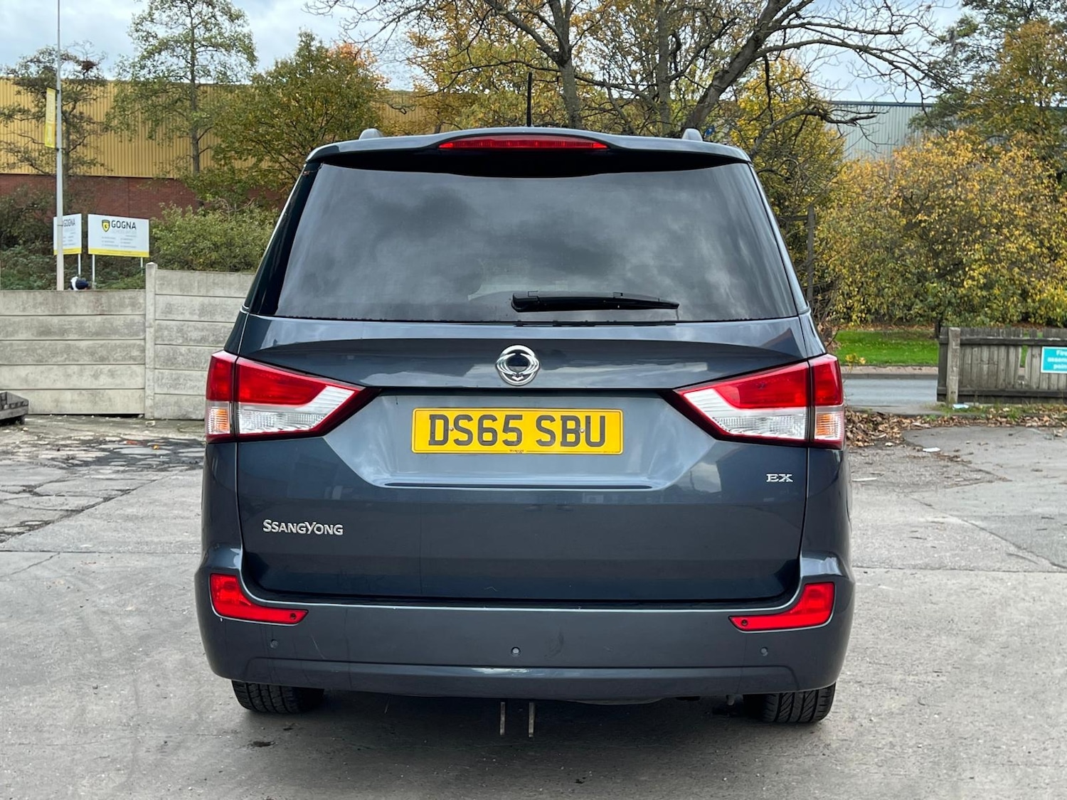 Used Ssangyong Turismo 2015 for sale - 76352685: Photo 32