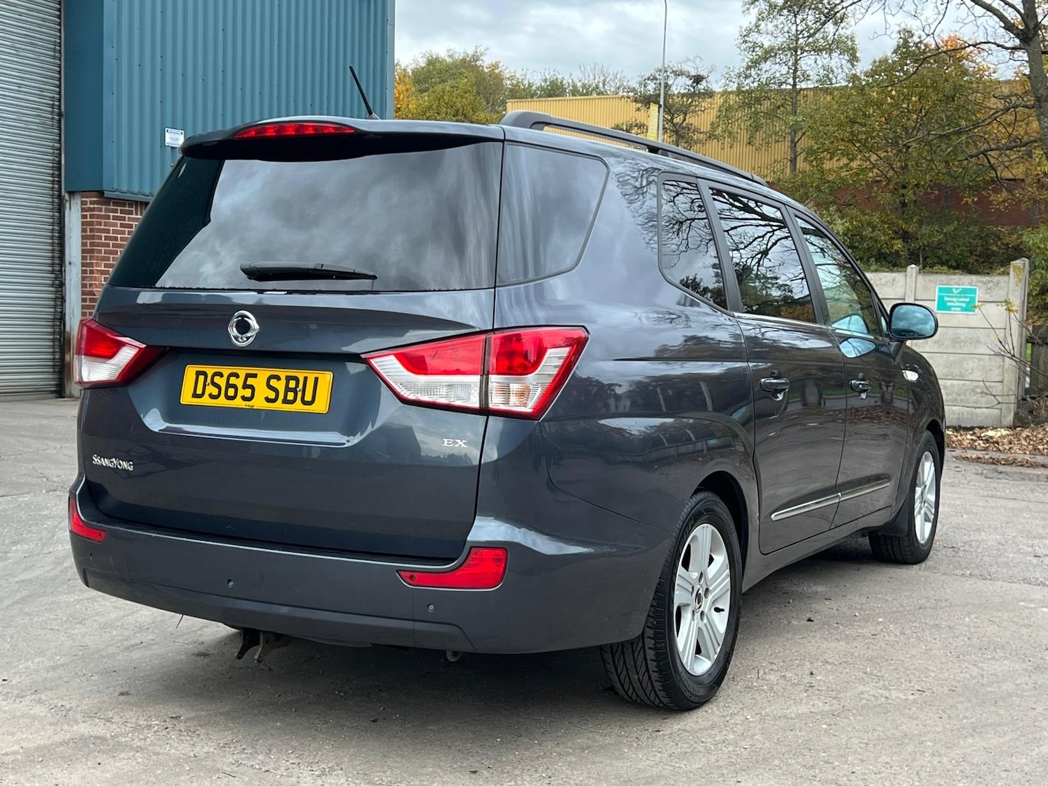 Used Ssangyong Turismo 2015 for sale - 76352685: Photo 36