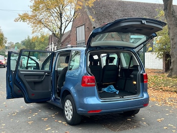 Used Volkswagen Touran 2012 for sale - 76369486: Photo