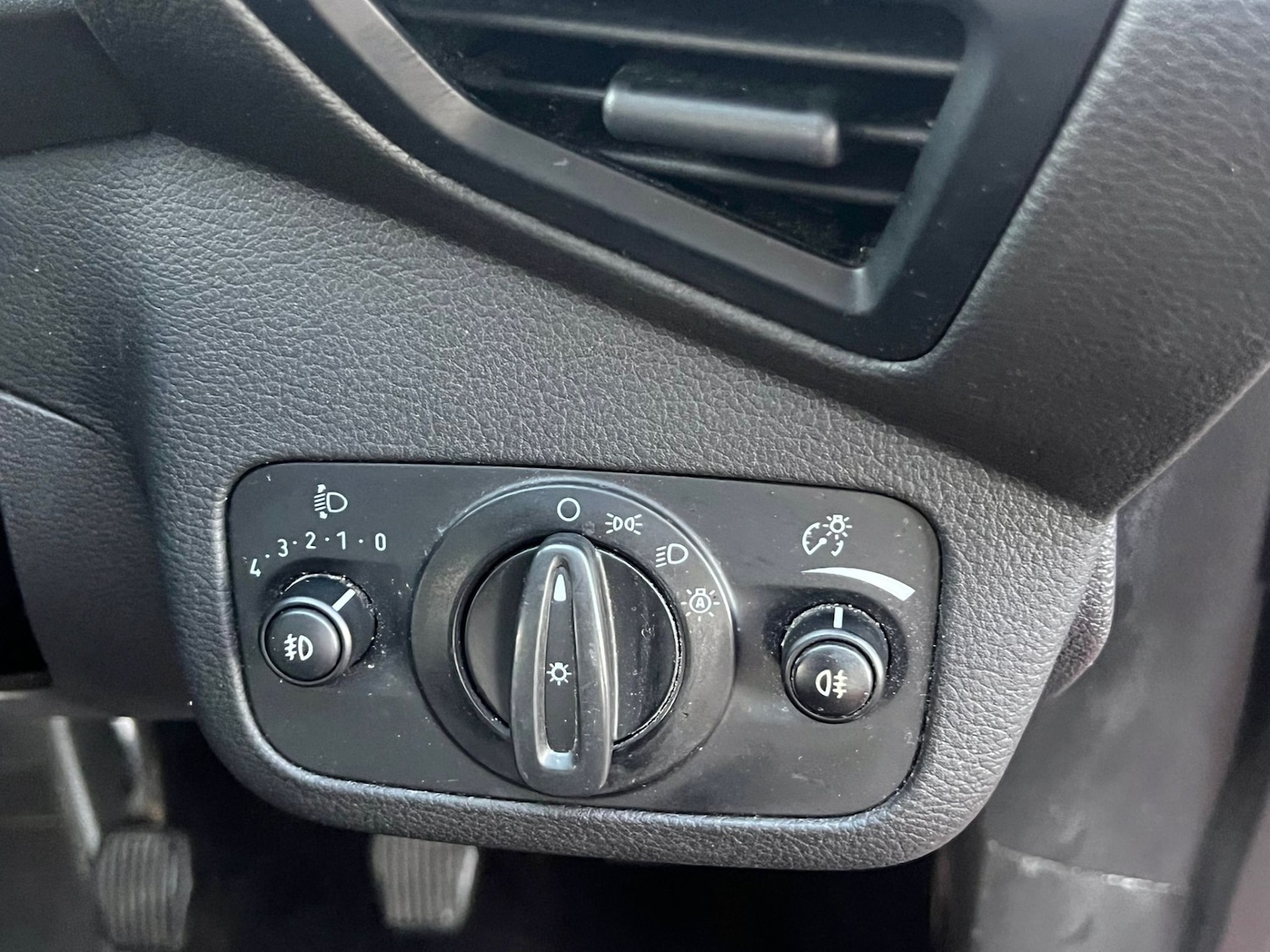 Used Ford Grand C-Max 2016 for sale - 76355375: Photo 16