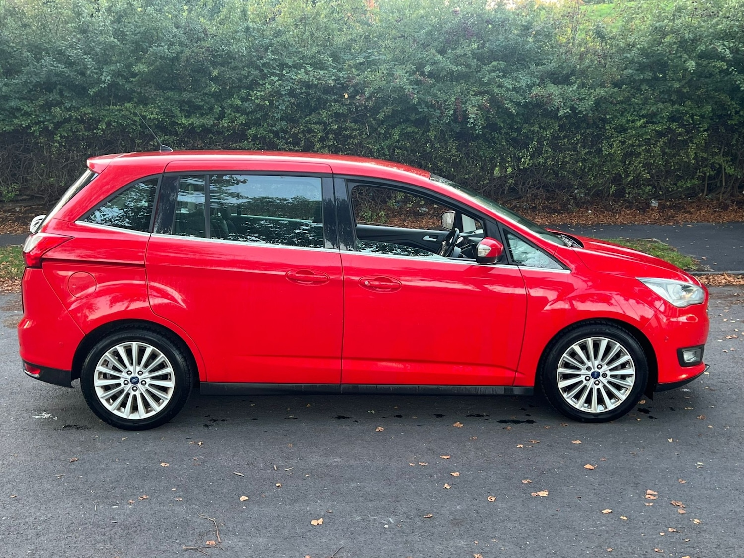 Used Ford Grand C-Max 2016 for sale - 76355375: Photo 27
