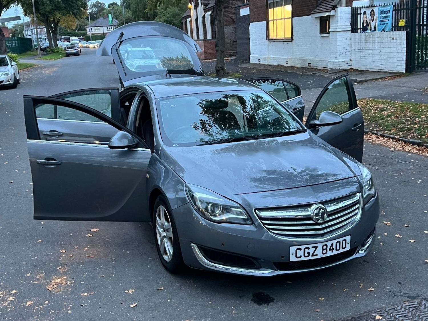 Used Vauxhall Insignia 2016 for sale - 76357010: Photo 1