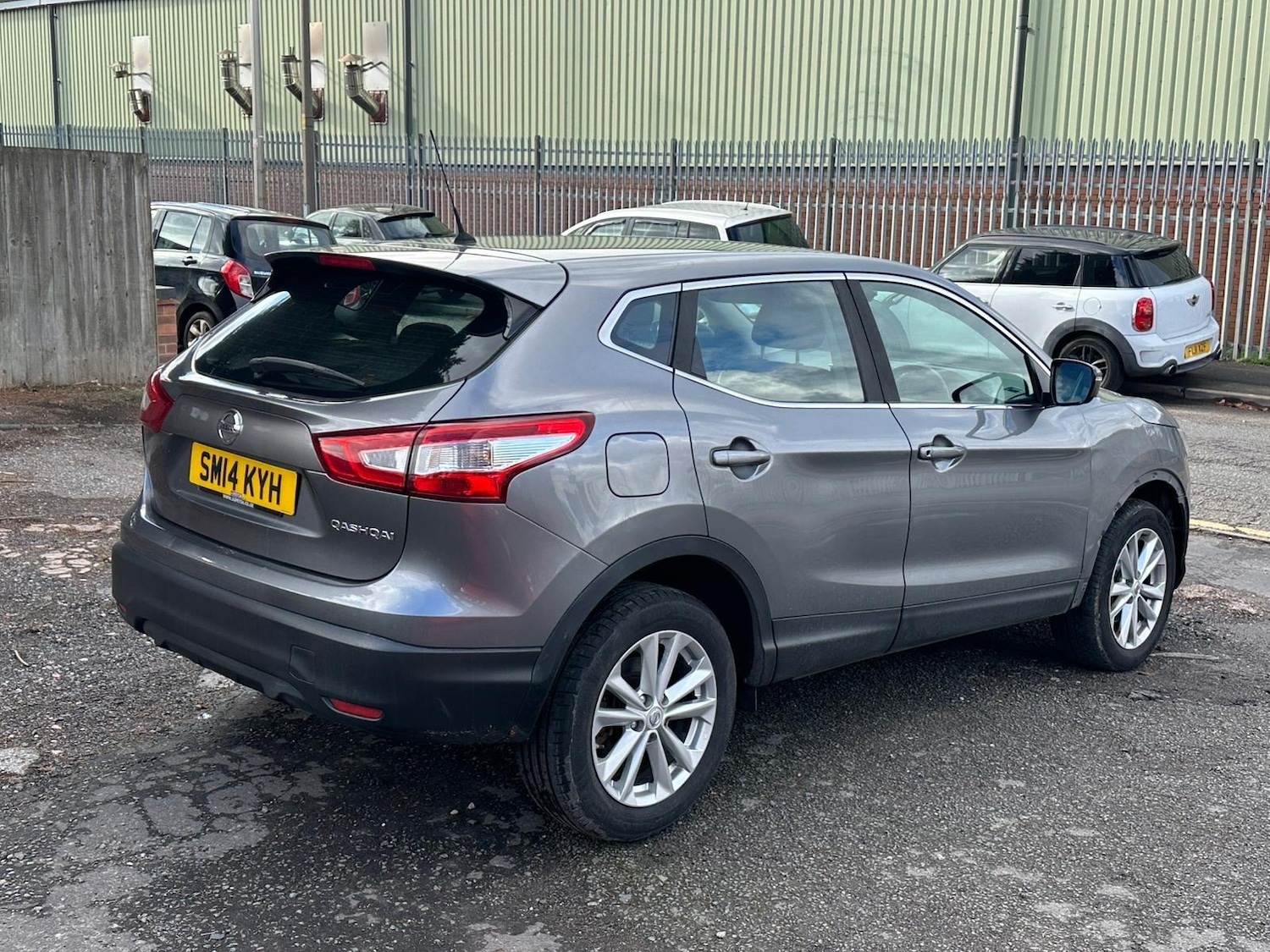 Used Nissan Qashqai 2014 for sale - 76379685: Photo 12