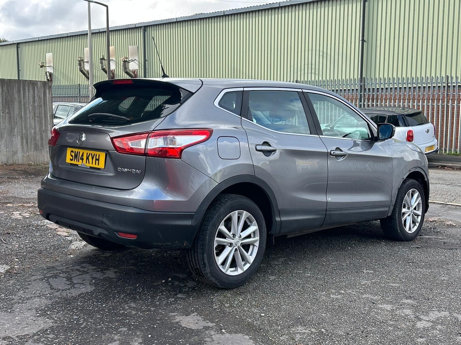 Used Nissan Qashqai 2014 for sale - 76379685: Photo 13