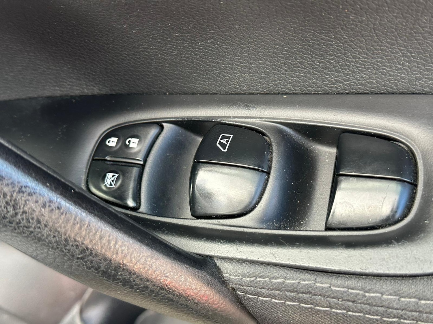 Used Nissan Qashqai 2014 for sale - 76379685: Photo 19
