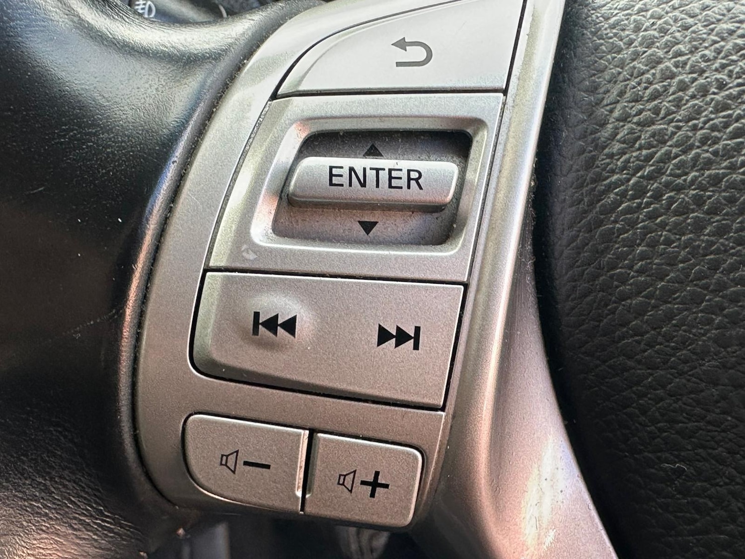 Used Nissan Qashqai 2014 for sale - 76379685: Photo 23