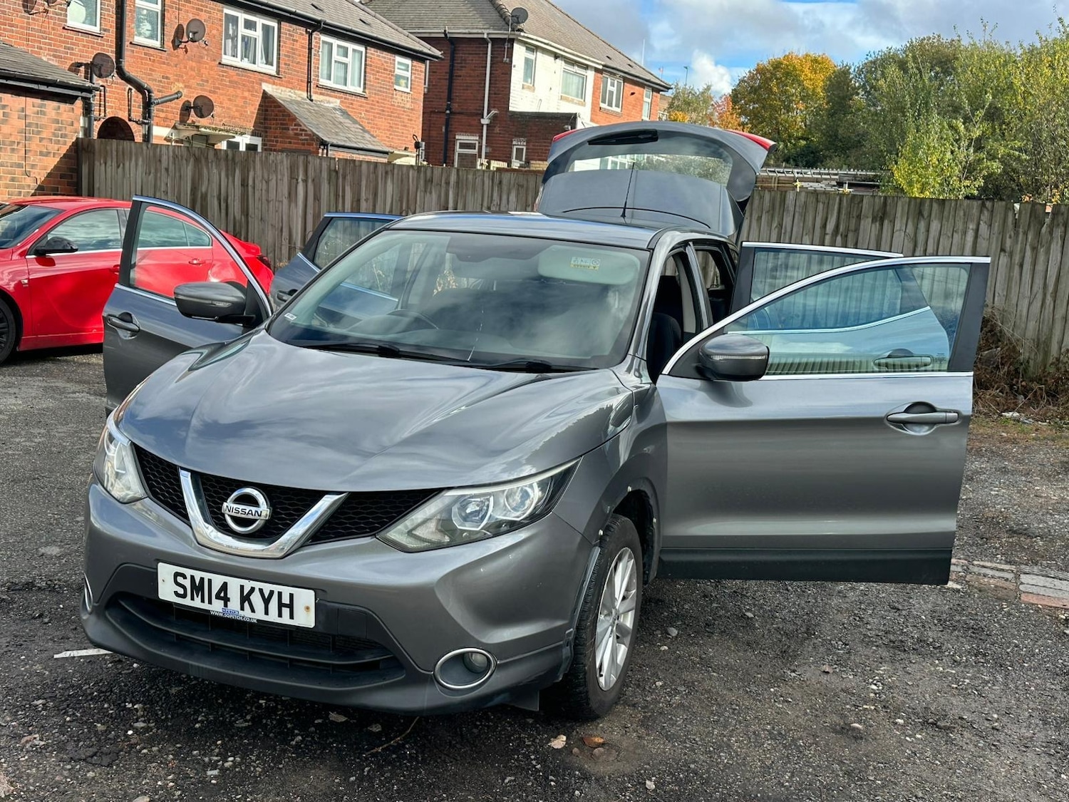 Used Nissan Qashqai 2014 for sale - 76379685: Photo 3