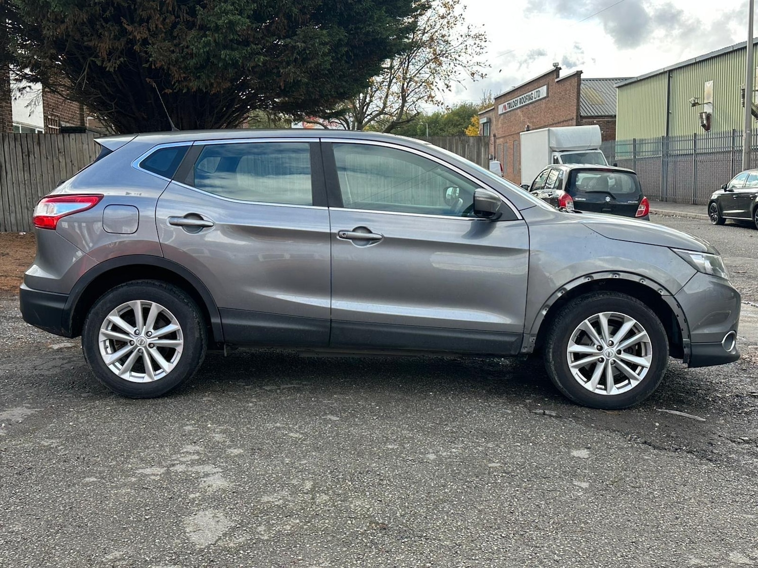 Used Nissan Qashqai 2014 for sale - 76379685: Photo 9