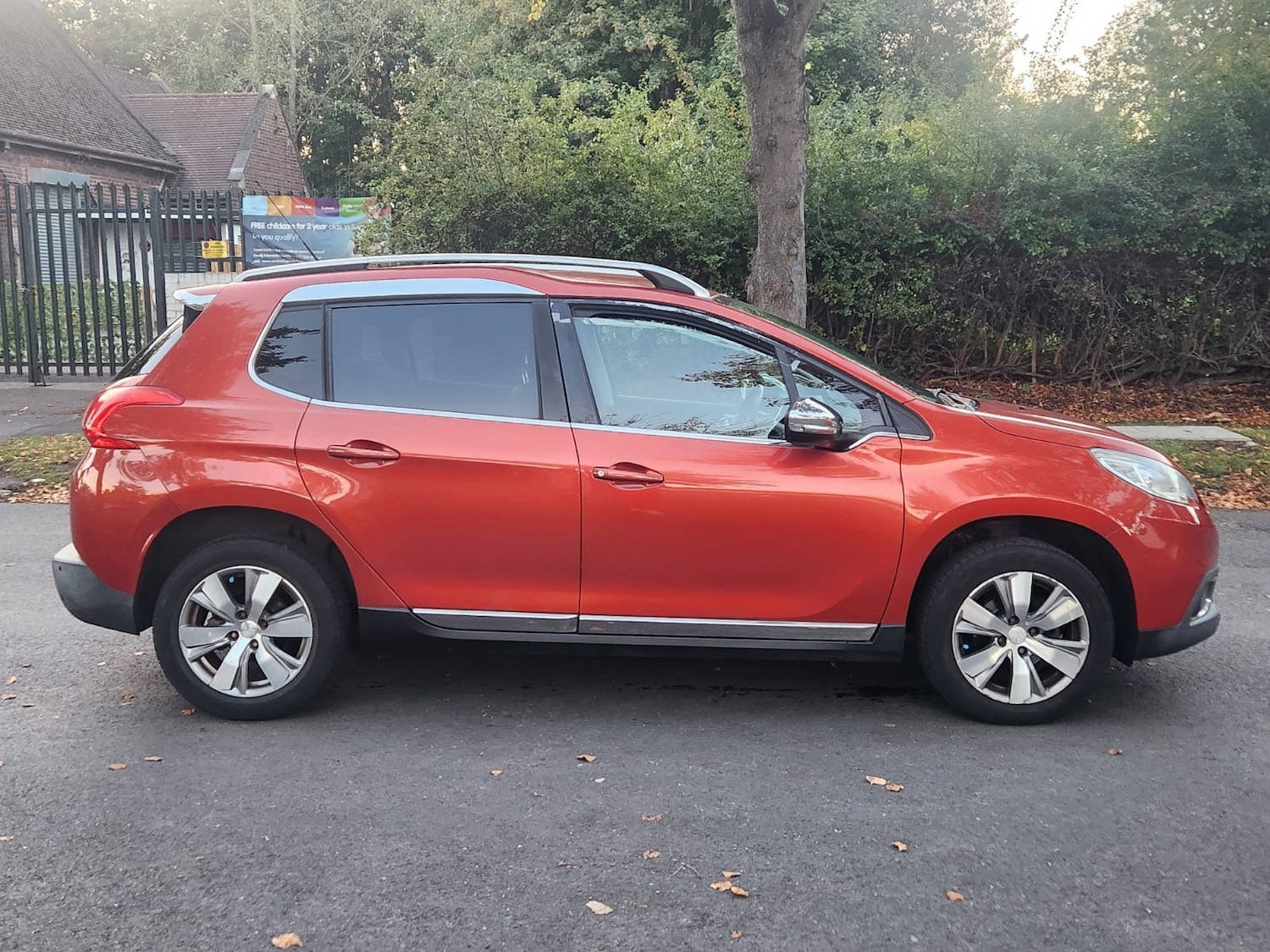 Used Peugeot 2008 2015 for sale - 76357849: Photo 19