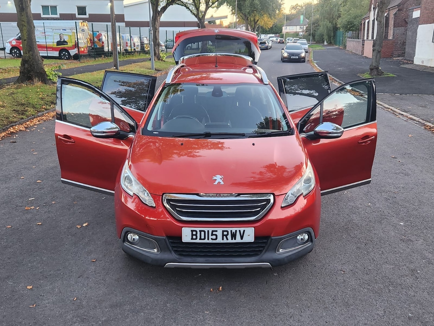 Used Peugeot 2008 2015 for sale - 76357849: Photo 2