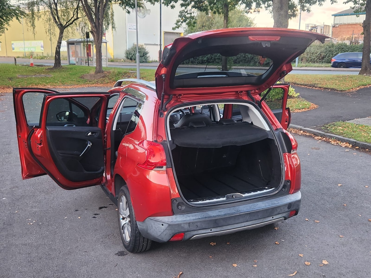 Used Peugeot 2008 2015 for sale - 76357849: Photo 25