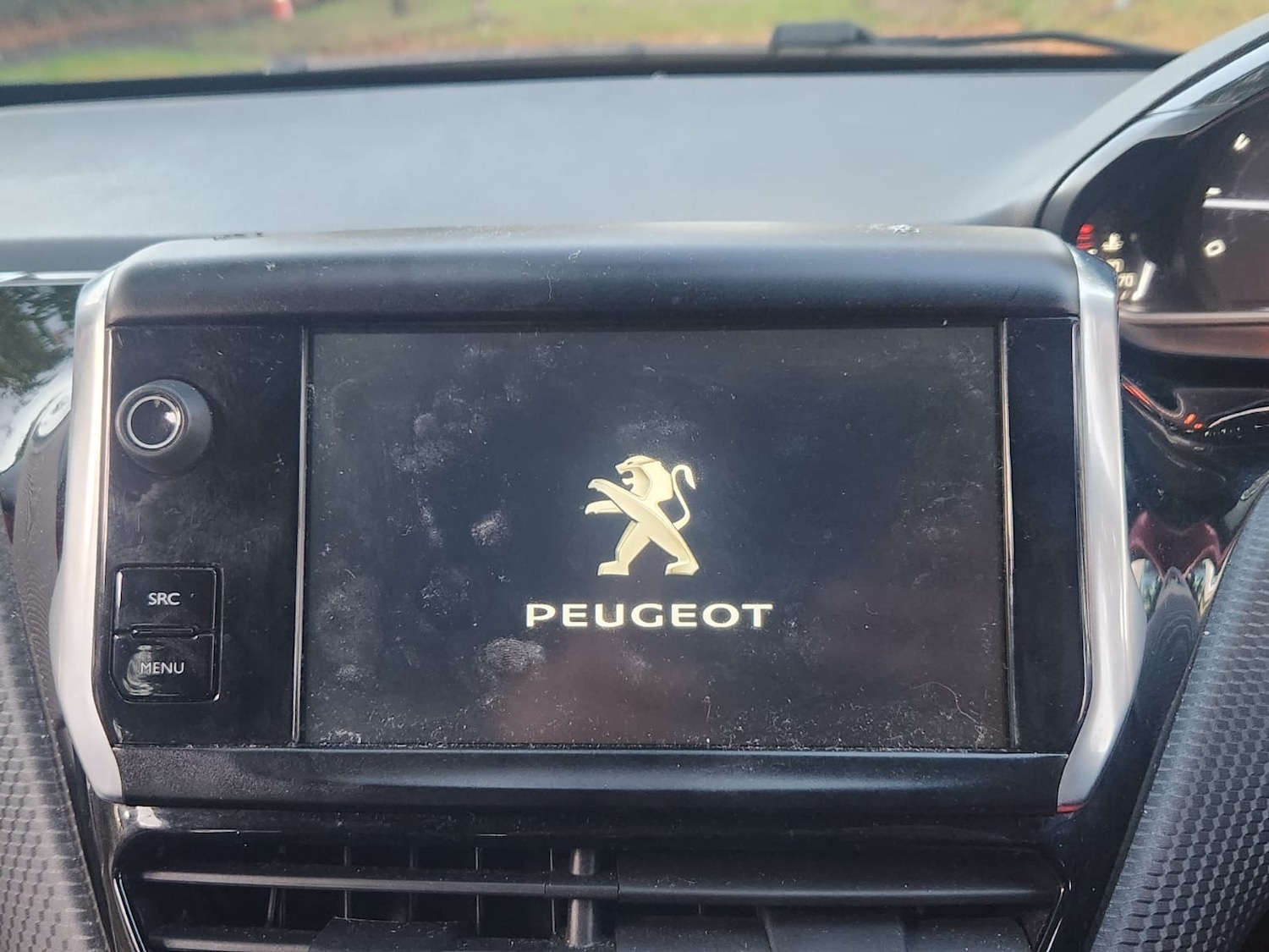 Used Peugeot 2008 2015 for sale - 76357849: Photo 36