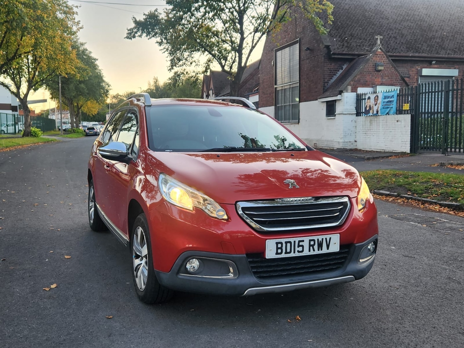 Used Peugeot 2008 2015 for sale - 76357849: Photo 9