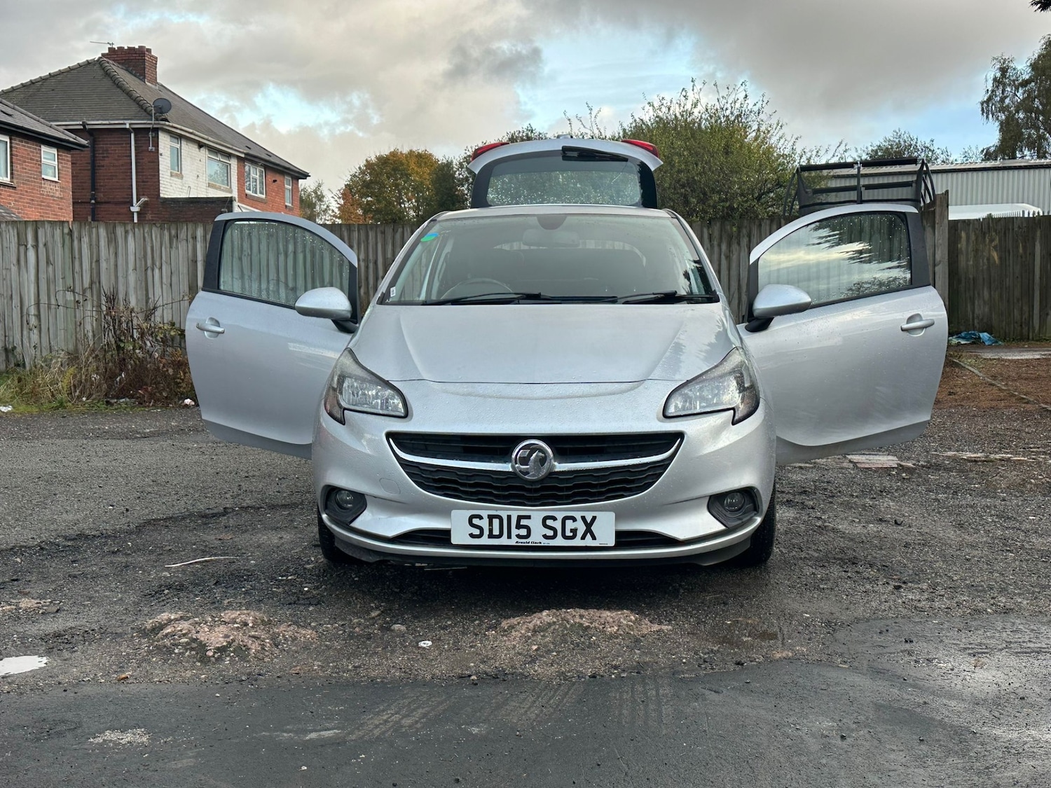 Used Vauxhall Corsa 2015 for sale - 76355005: Photo 2