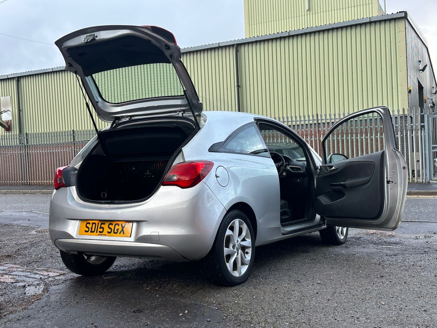 Used Vauxhall Corsa 2015 for sale - 76355005: Photo 25