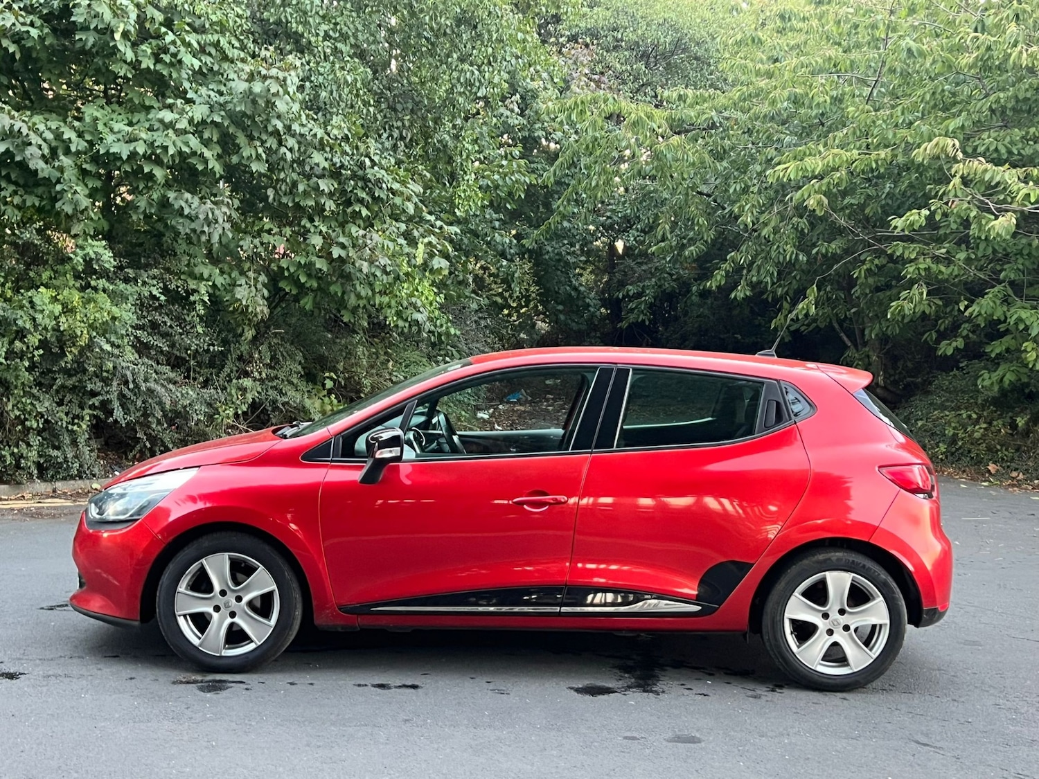 Used Renault Clio 2015 for sale - 76375469: Photo 25