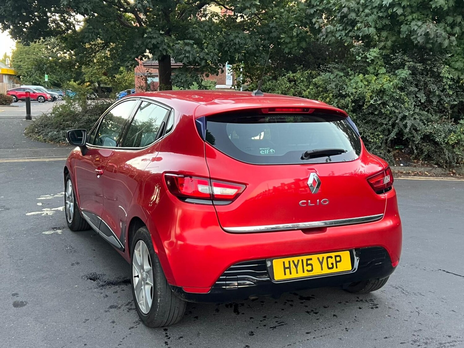 Used Renault Clio 2015 for sale - 76375469: Photo 27