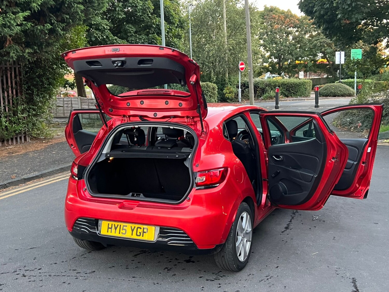 Used Renault Clio 2015 for sale - 76375469: Photo 6