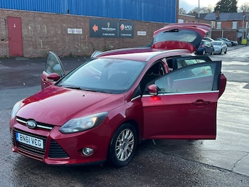 Used Ford Focus 2011 for sale - 76370030: Photo