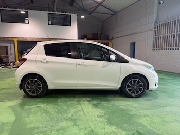 Used Toyota Yaris 2012 for sale - 79249740: Photo