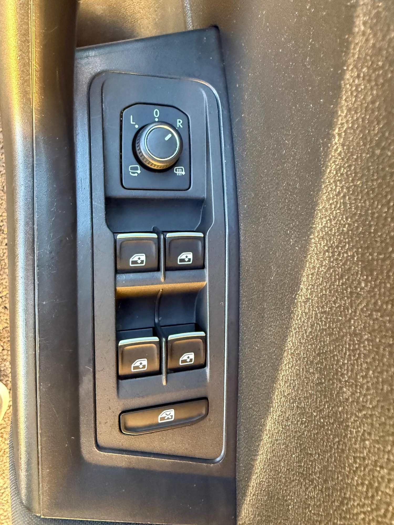 Used Volkswagen T-Roc 2019 for sale - 77721175: Photo 10