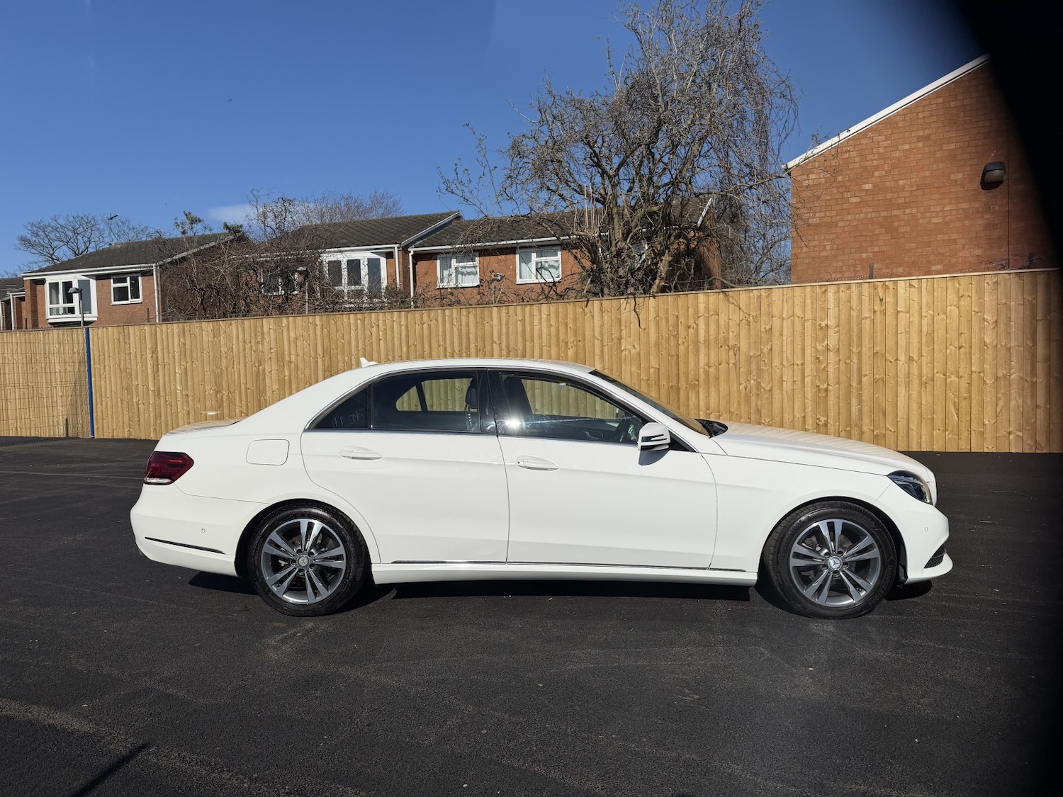 Used Mercedes-Benz E Class 2016 for sale - 77921428: Photo 3