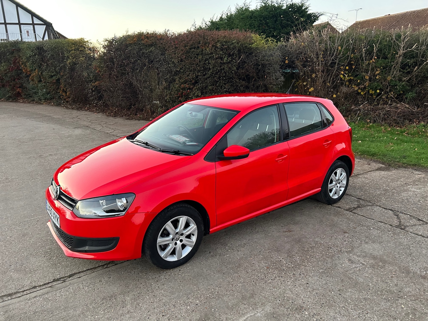 Used Volkswagen Polo 2010 for sale - 76948766: Photo 1