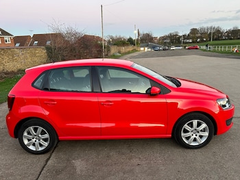 Used Volkswagen Polo 2010 for sale - 76948766: Photo