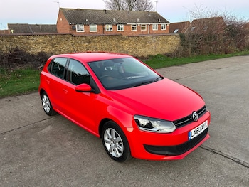 Used Volkswagen Polo 2010 for sale - 76948766: Photo