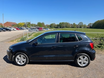 Used Volkswagen Polo 2017 for sale - 78346148: Photo