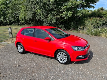 Used Volkswagen Polo 2015 for sale - 79102990: Photo