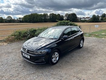 Used Volkswagen Polo 2019 for sale - 79592565: Photo
