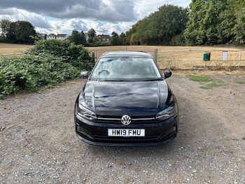 Used Volkswagen Polo 2019 for sale - 79592565: Photo