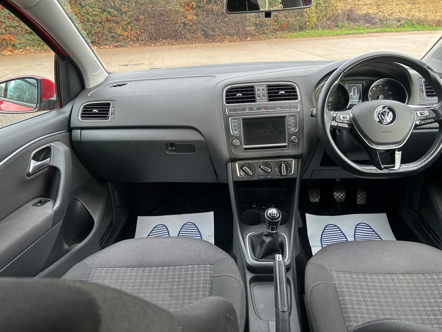 Used Volkswagen Polo 2016 for sale - 76822000: Photo 10