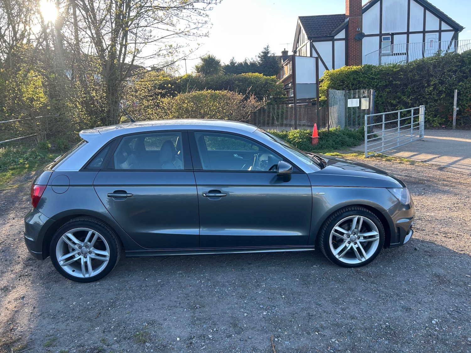 Used Audi A1 2013 for sale - 78121620: Photo 5