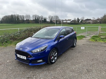 Used Ford Focus 2016 for sale - 77812870: Photo