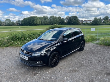Used Volkswagen Polo 2016 for sale - 78894128: Photo