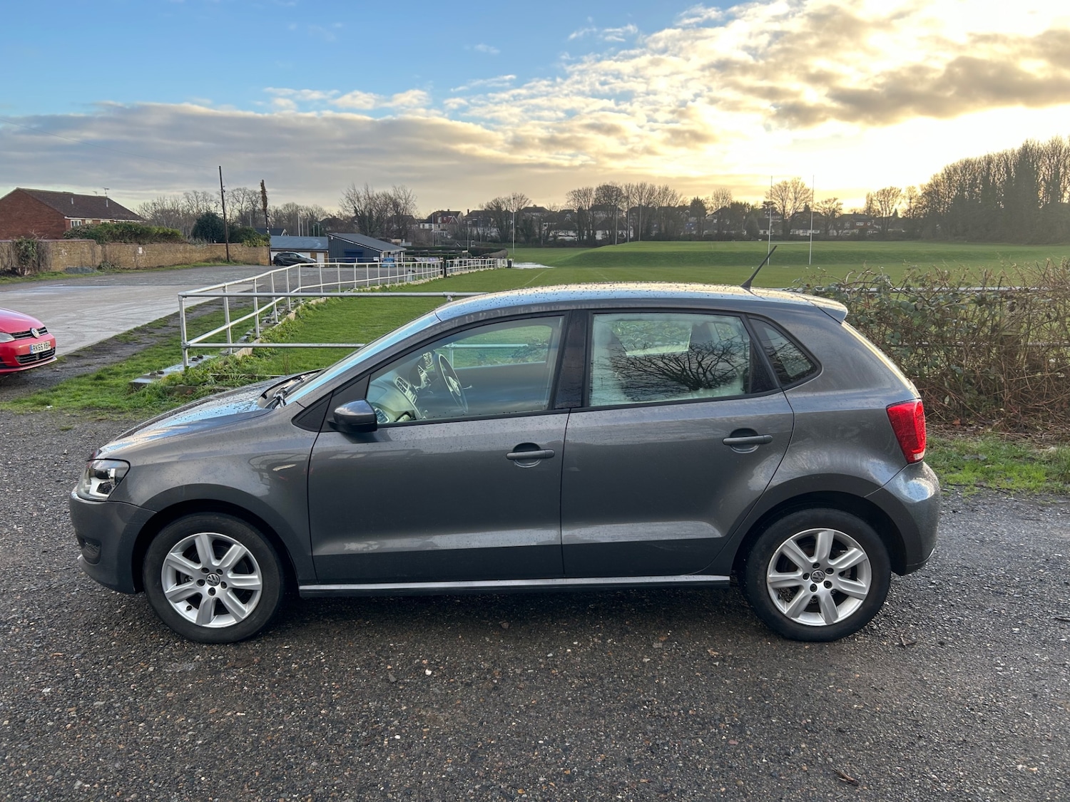 Used Volkswagen Polo 2010 for sale - 77125739: Photo 2
