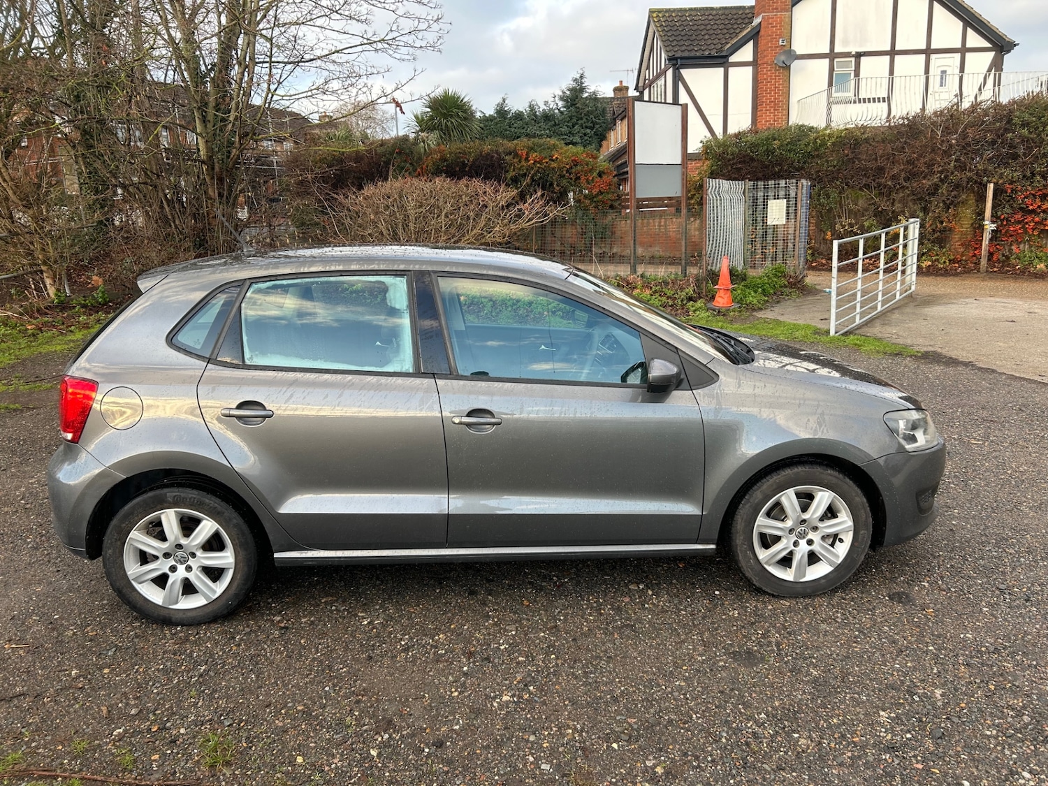 Used Volkswagen Polo 2010 for sale - 77125739: Photo 5