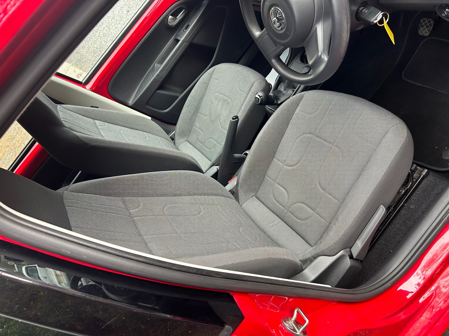 Used Volkswagen up! 2014 for sale - 76725436: Photo 9