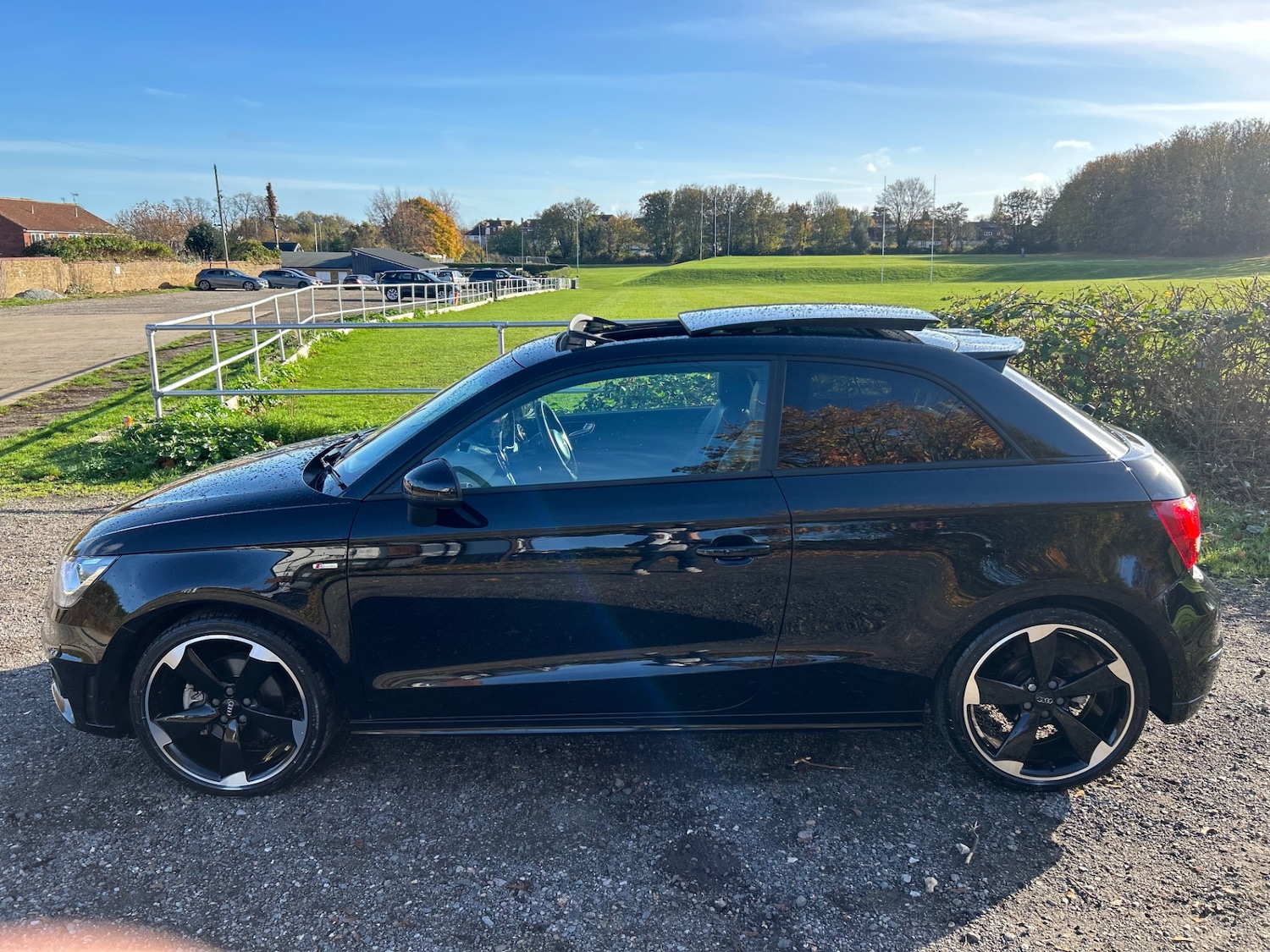 Used Audi A1 2012 for sale - 76518521: Photo 1