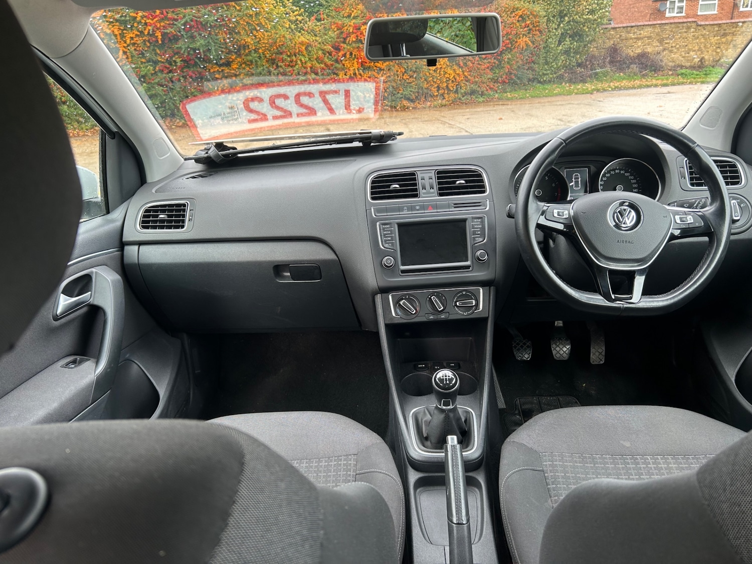 Used Volkswagen Polo 2015 for sale - 76435048: Photo 9