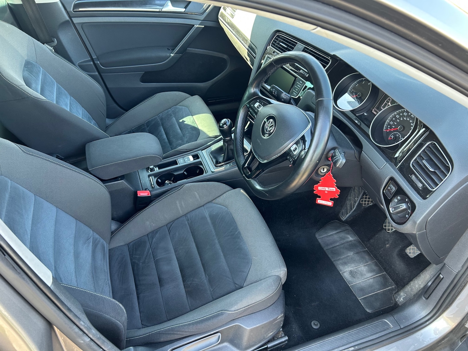 Used Volkswagen Golf 2014 for sale - 77947168: Photo 12