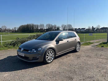 Used Volkswagen Golf 2014 for sale - 77947168: Photo