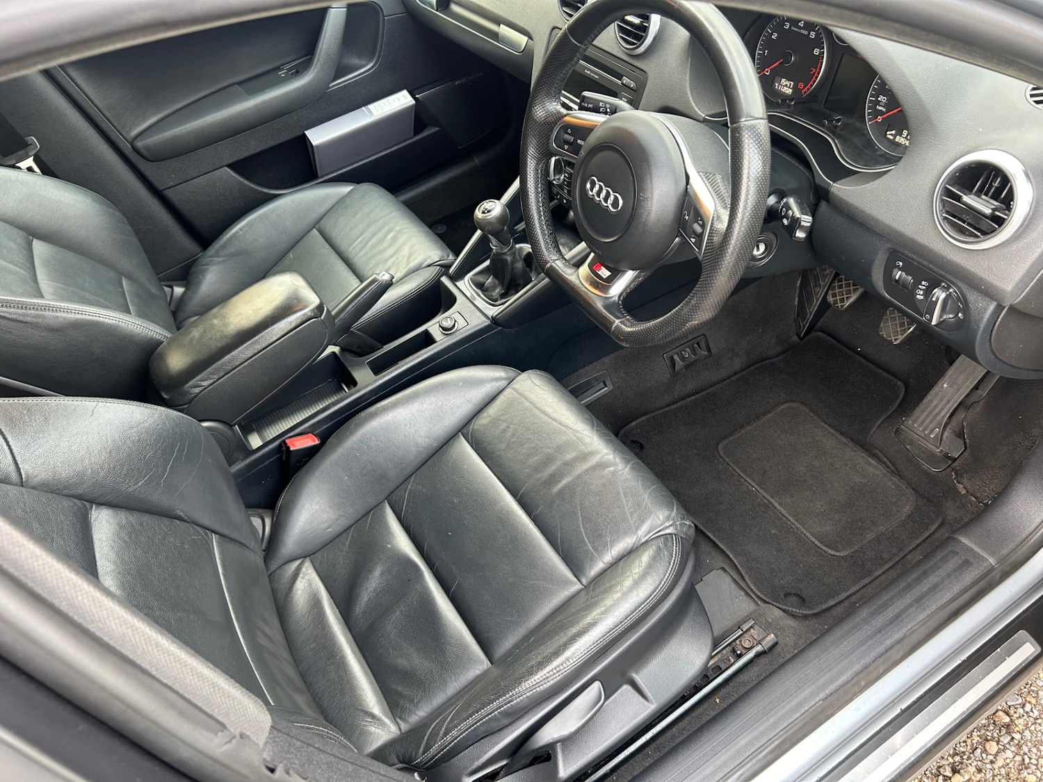 Used Audi A3 2010 for sale - 76511063: Photo 8